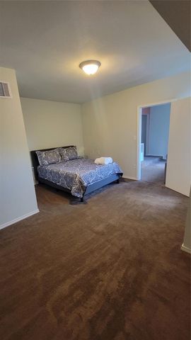 2010 Caplin Street B, Houston, TX 77026