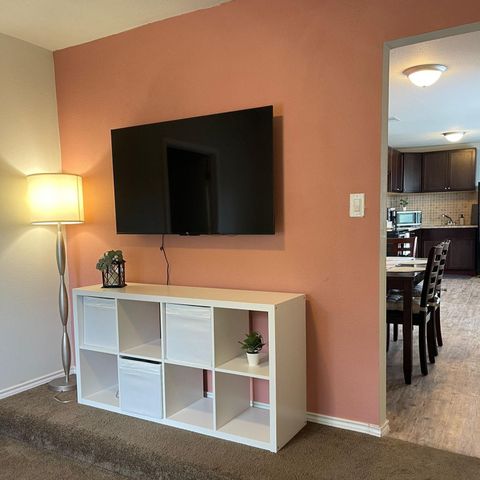 2010 Caplin Street B, Houston, TX 77026