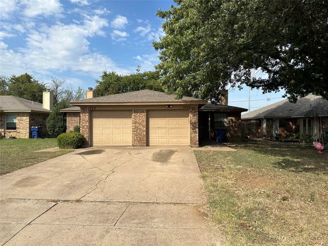 1420 Briar Circle, Crowley, TX 76036