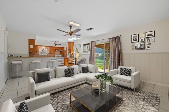 2303 Blueberry Lane, Pasadena, TX 77502