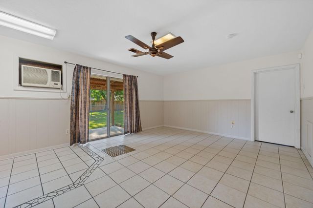 2303 Blueberry Lane, Pasadena, TX 77502