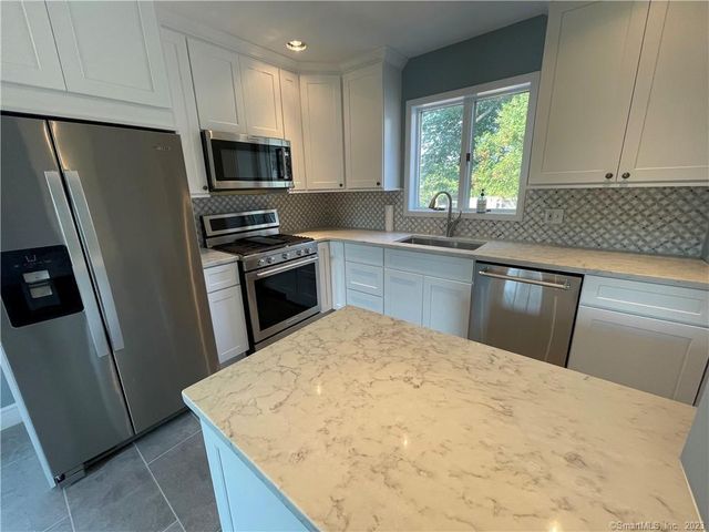 218 Ruane Street, Fairfield, CT 06824