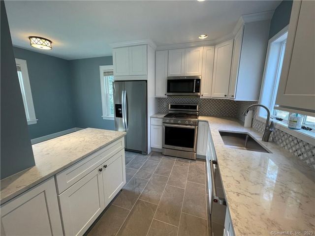 218 Ruane Street, Fairfield, CT 06824