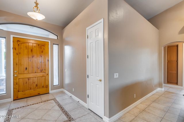 2742 E VILLA PARK Court, Gilbert, AZ 85298