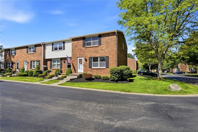 330 Wimbledon Court, West Seneca, NY 14224