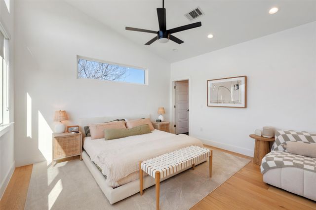 5604 Samuel Huston Ave 2, Austin, TX 78721