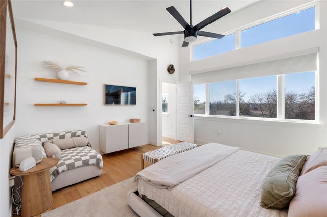 5604 Samuel Huston Ave 2, Austin, TX 78721