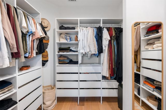 5604 Samuel Huston Ave 2, Austin, TX 78721