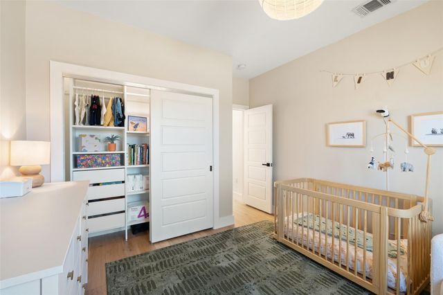 5604 Samuel Huston Ave 2, Austin, TX 78721