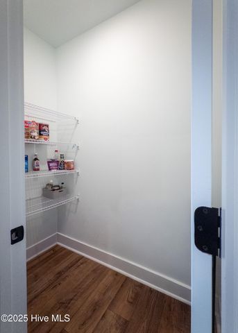 1214 N Caswell Avenue, Southport, NC 28461