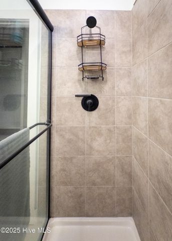 1214 N Caswell Avenue, Southport, NC 28461