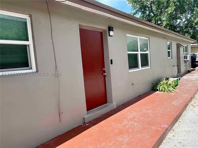 2721 S Avenue S C2, Riviera Beach, FL 33404
