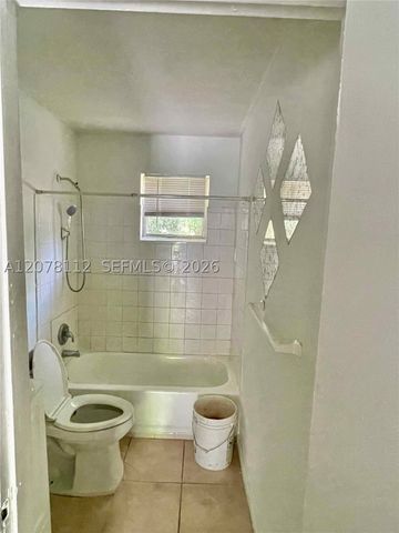 2721 S Avenue S C2, Riviera Beach, FL 33404