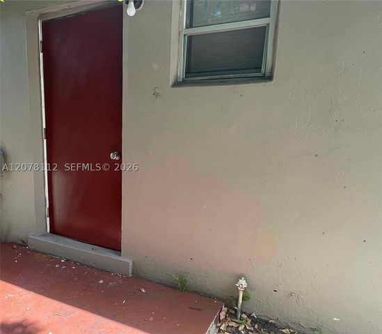 2721 S Avenue S C2, Riviera Beach, FL 33404