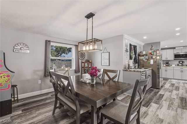 1401 Sheehan BLVD, Port Charlotte, FL 33952