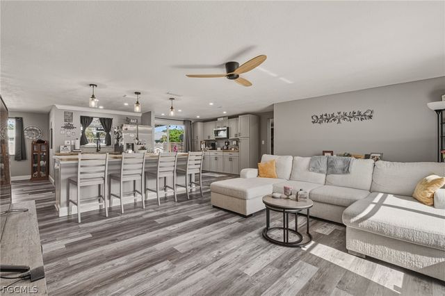 1401 Sheehan BLVD, Port Charlotte, FL 33952