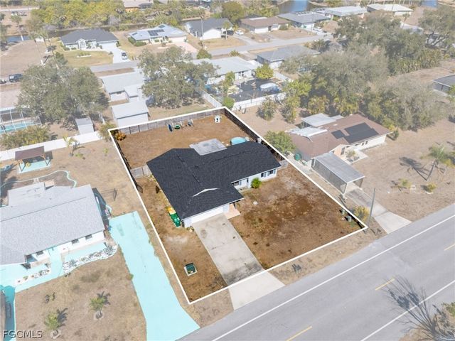 1401 Sheehan BLVD, Port Charlotte, FL 33952