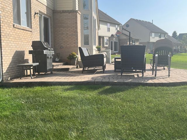 49182 Woodson Way, Canton, MI 48187