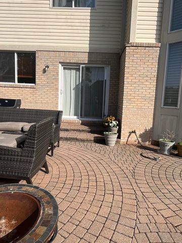49182 Woodson Way, Canton, MI 48187