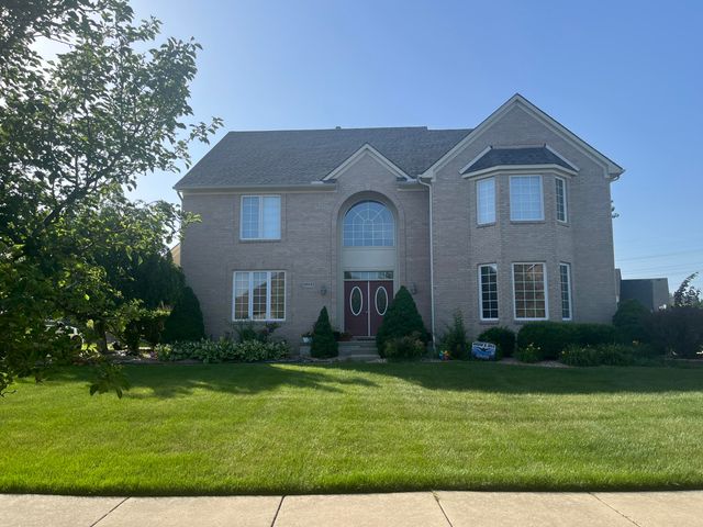 49182 Woodson Way, Canton, MI 48187