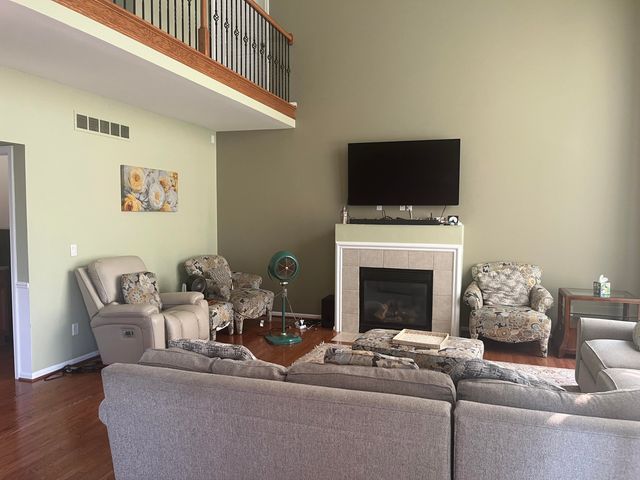 49182 Woodson Way, Canton, MI 48187