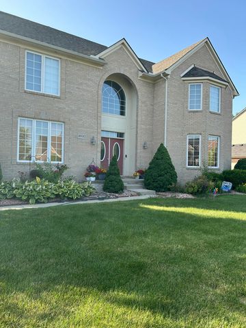 49182 Woodson Way, Canton, MI 48187
