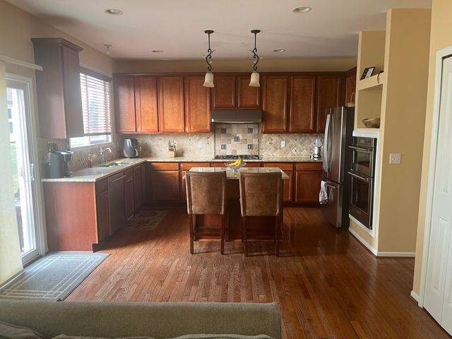 49182 Woodson Way, Canton, MI 48187