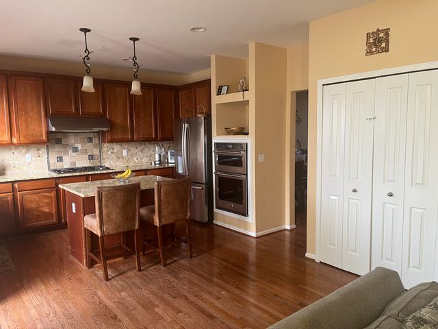 49182 Woodson Way, Canton, MI 48187