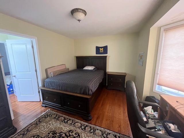 49182 Woodson Way, Canton, MI 48187