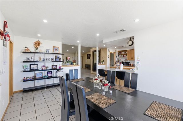 10707 Mines Ranch Rd, Victorville, CA 92392