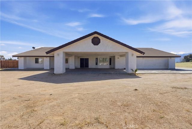 10707 Mines Ranch Rd, Victorville, CA 92392
