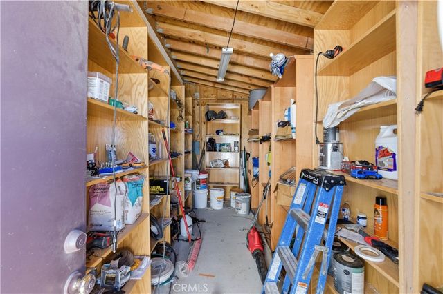 10707 Mines Ranch Rd, Victorville, CA 92392