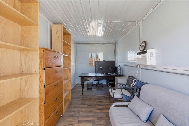 10707 Mines Ranch Rd, Victorville, CA 92392