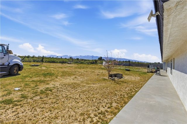 10707 Mines Ranch Rd, Victorville, CA 92392