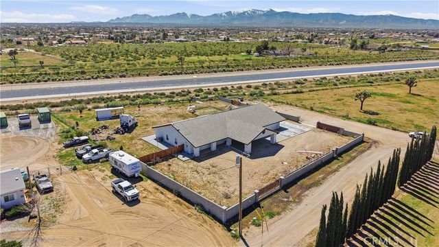 10707 Mines Ranch Rd, Victorville, CA 92392