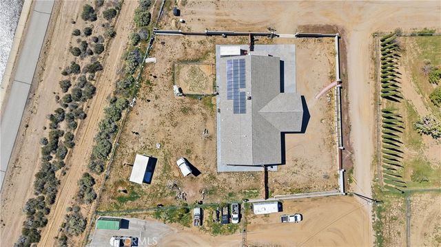 10707 Mines Ranch Rd, Victorville, CA 92392