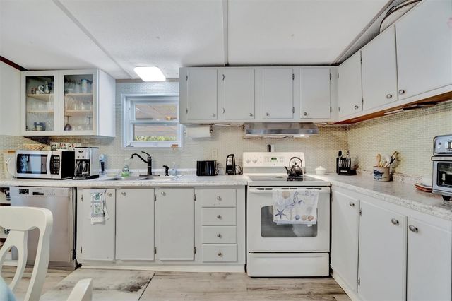 328 S PORT ROYAL LANE, Apollo Beach, FL 33572