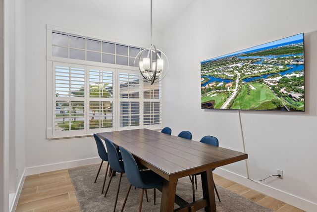 381 SW Hollyhock Drive, Port St Lucie, FL 34953