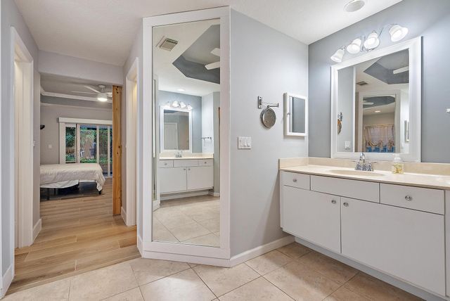 381 SW Hollyhock Drive, Port St Lucie, FL 34953