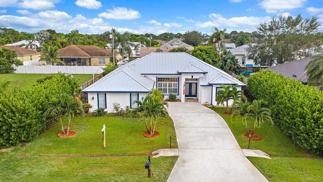 381 SW Hollyhock Drive, Port St Lucie, FL 34953