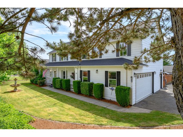 721 S PARK St, Carlton, OR 97111