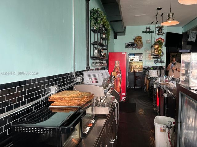 1012-1014 71st Street R-106, Miami Beach, FL 33141