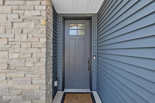 2742 CASTAWAY COURT, Green Bay, WI 54311