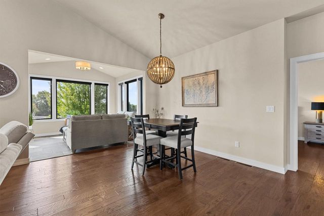 2742 CASTAWAY COURT, Green Bay, WI 54311