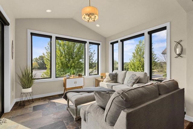 2742 CASTAWAY COURT, Green Bay, WI 54311