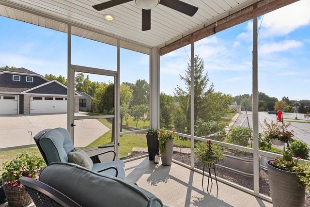 2742 CASTAWAY COURT, Green Bay, WI 54311