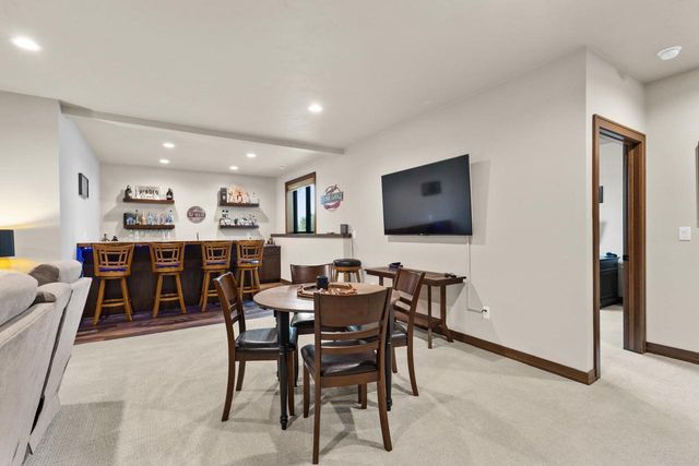 2742 CASTAWAY COURT, Green Bay, WI 54311