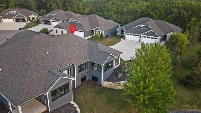 2742 CASTAWAY COURT, Green Bay, WI 54311