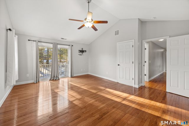 21 Derek Lane, Windsor, CT 06095