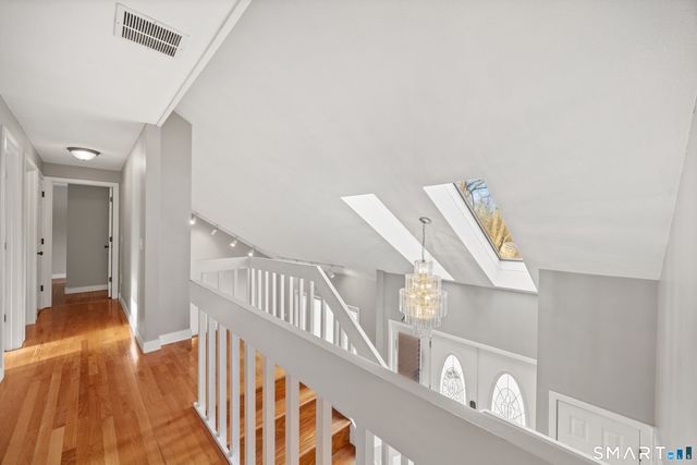 21 Derek Lane, Windsor, CT 06095